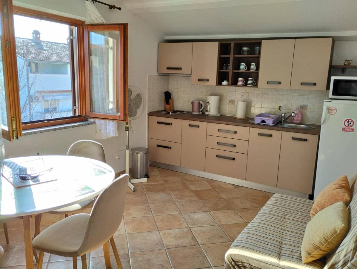 Apartment Exclusive Annex Ровінь Екстер'єр фото