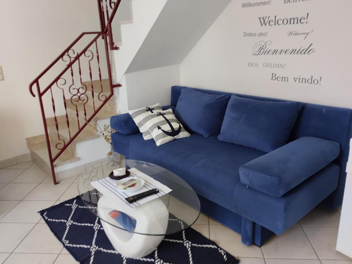 Apartment Exclusive Annex Ровінь Екстер'єр фото